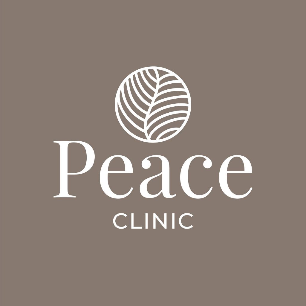 Peace Clinic คลินิกรักษาสิว ฝ้า กระ พัทยา เห็นผลจริง ลบริ้วรอยของผิวจางหายไป - 1