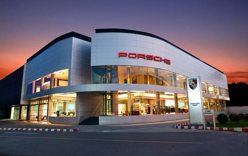 Porsche Centre Bangkok บริการศูนย์ซ่อม Porsche นำเข้ารถและสินค้าตกแต่งคุณภาพดีที่สุด