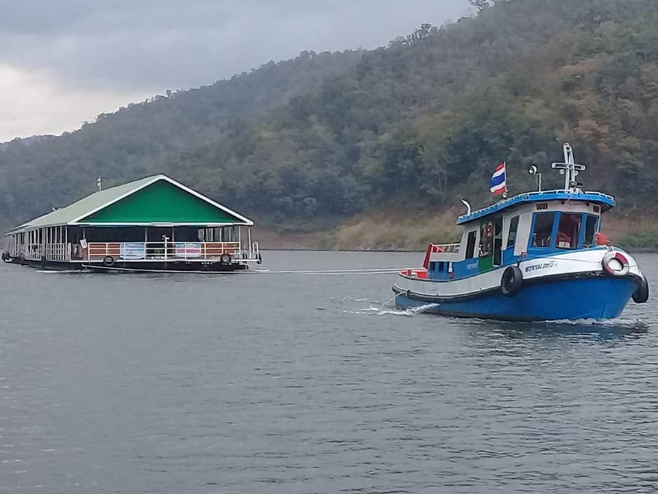 แพพรประเสริฐ ล่องแพเขื่อนภูมิพล พักผ่อนสไตล์แนบชิด ติดธรรมชาติ ท่องเที่ยวได้อย่างเ