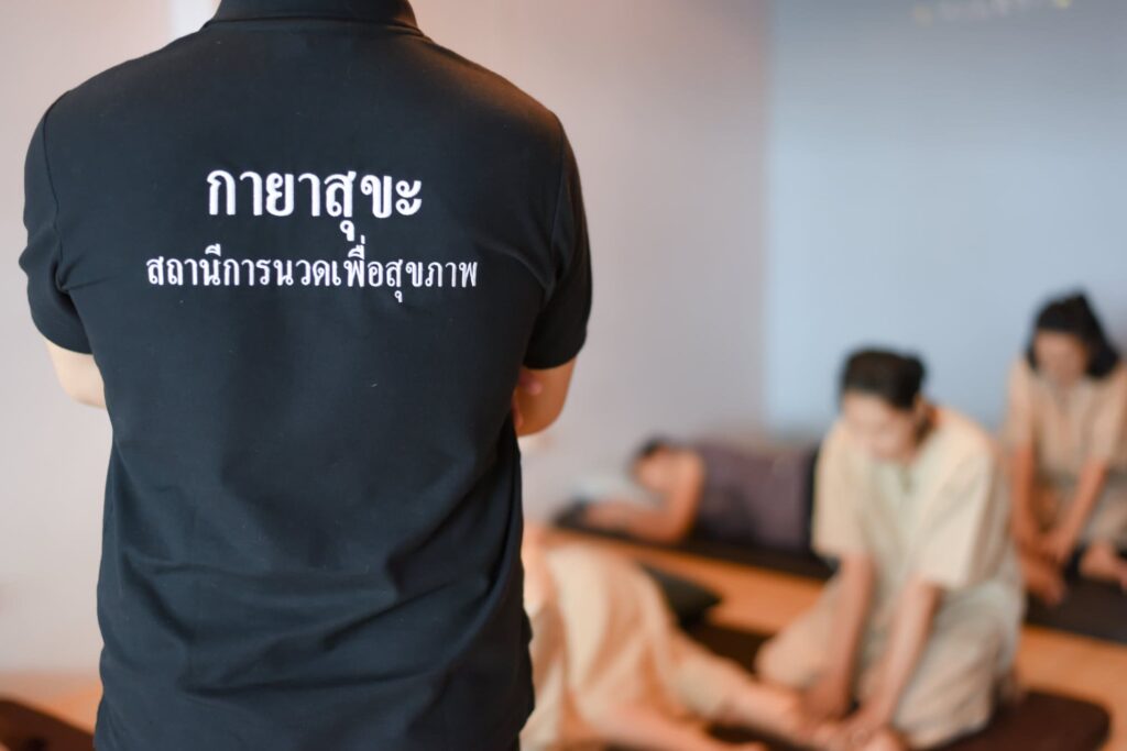 Guyasuka ศูนย์สอนนวดกรุงเทพ บริการสอนนวดเพื่อสุขภาพ ถูกหลักวิธีการที่ได้มาตรฐาน